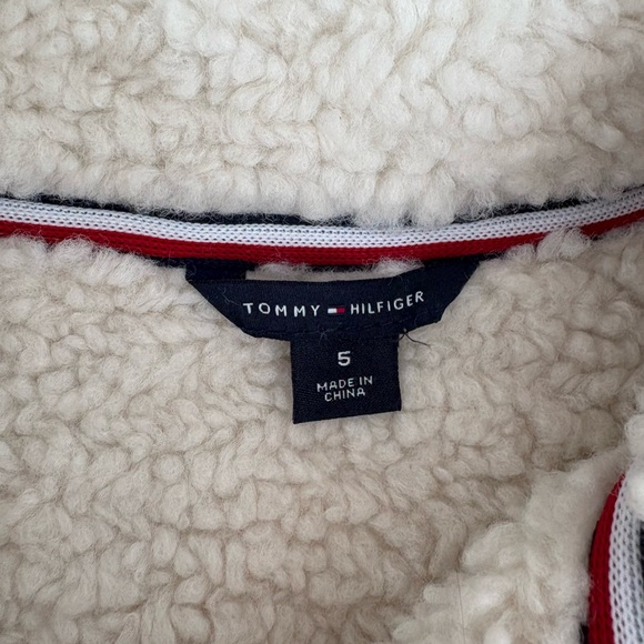 Tommy Hilfiger kids Sherpa vest - Picture 3 of 3